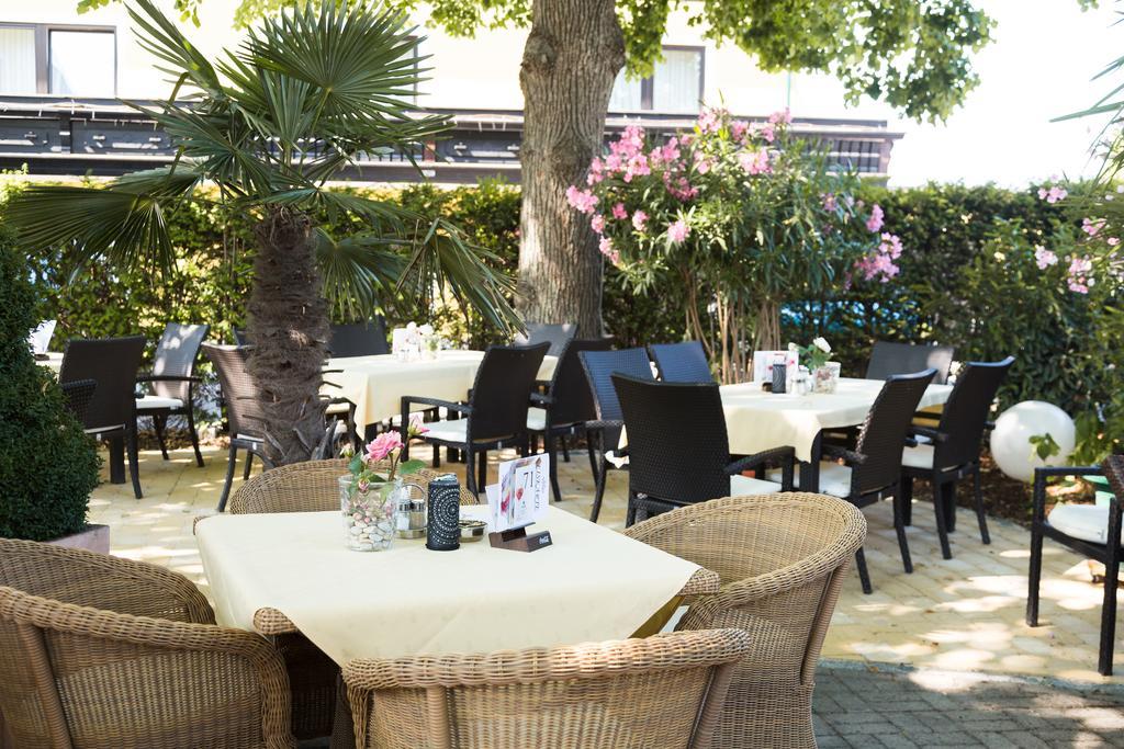 Hotel Restaurant Boeck "Roter Hahn" Sankt Poelten Exterior photo